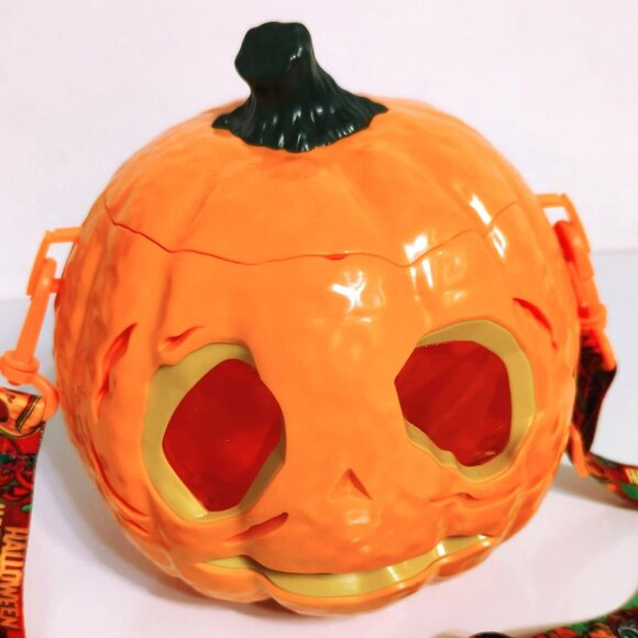 Universal Studios Halloween Horror Nights 2024 Lil' Boo Popcorn Bucket Lights Up - Picture 2 of 5